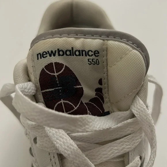 New Balance 550 White Natural Indigo Burgundy lace up lsneaker Size 5